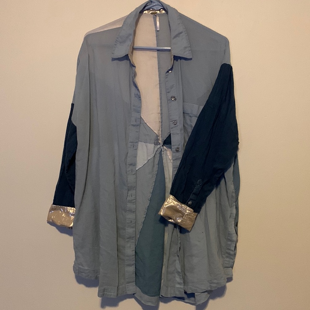 Free People - Blue Lightweight button-down long sleeve shirt